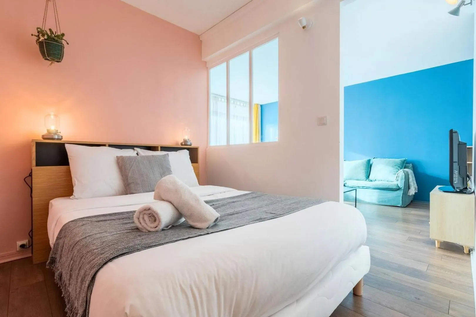 Lille Stmaur Equipped Apartment With Elevator 0*,  France